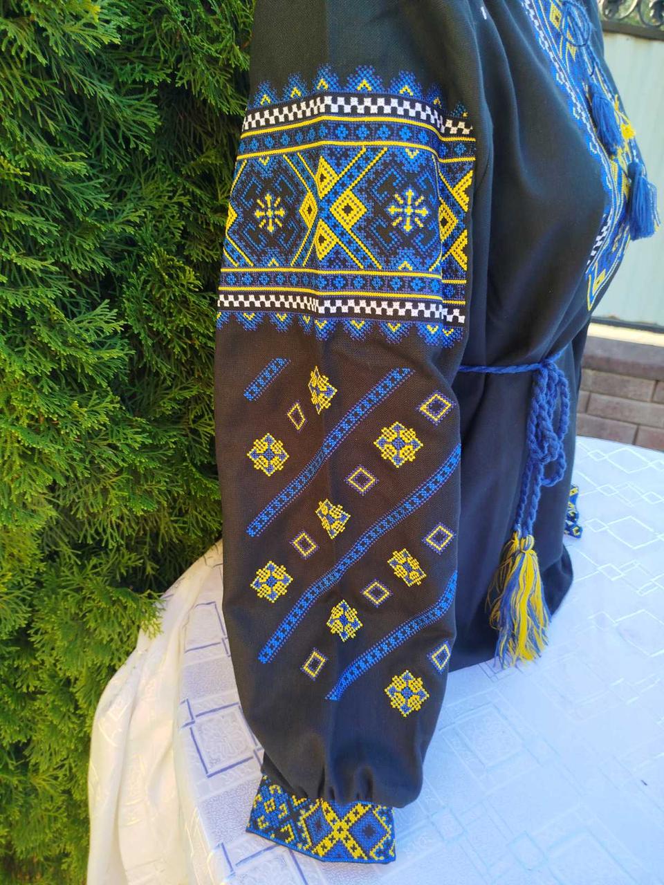 Вишита сорочка жіноча Квітковий орнамент Український 42 (29378005) - фото 2