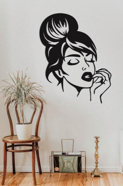 Декор настенный в стиле минимализм деревянный Decart Красавица на кухню гостиную и спальню 30х37 см