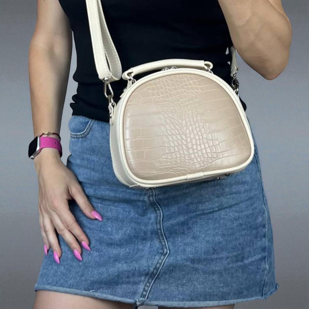 Сумка женская кросс-боди из экокожи с принтом 22х17х9 см Темно-бежевый (2683574712) - фото 8 Сумка женская кросс-боди из экокожи с принтом 22х17х9 см Темно-бежевый (2683574712) - фото 8