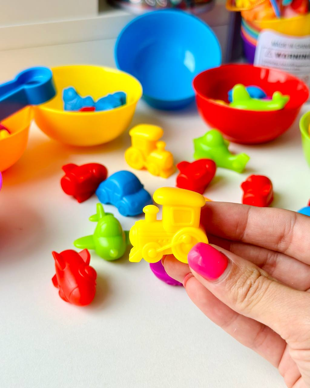 Развивающая игра Сортер Монтессори по цвету FD2188 с пинцетами и тарелочками Транспорт (1905286894) - фото 2 Развивающая игра Сортер Монтессори по цвету FD2188 с пинцетами и тарелочками Транспорт (1905286894) - фото 2