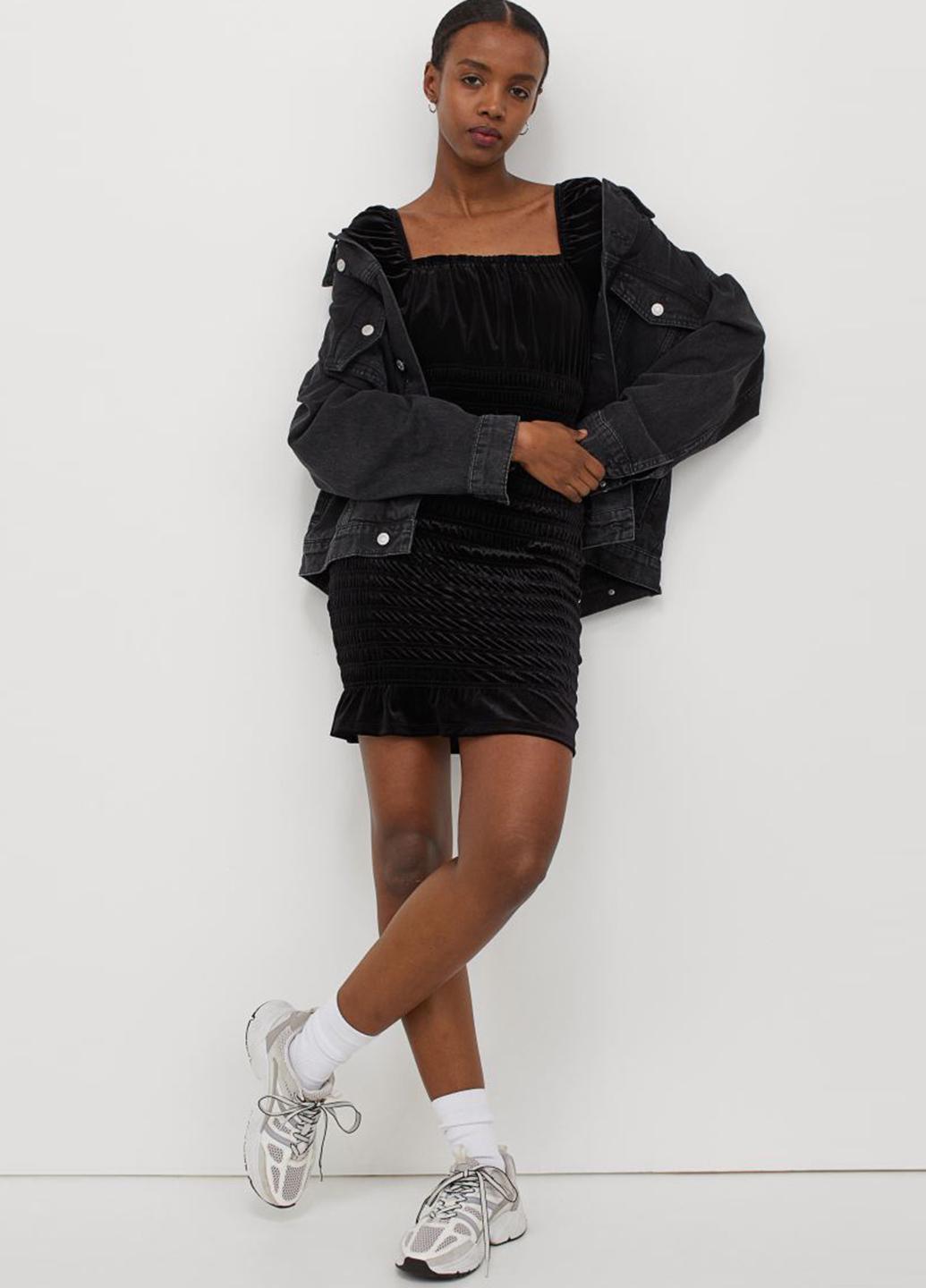 Платье H&M XS Черный (9342462b45)