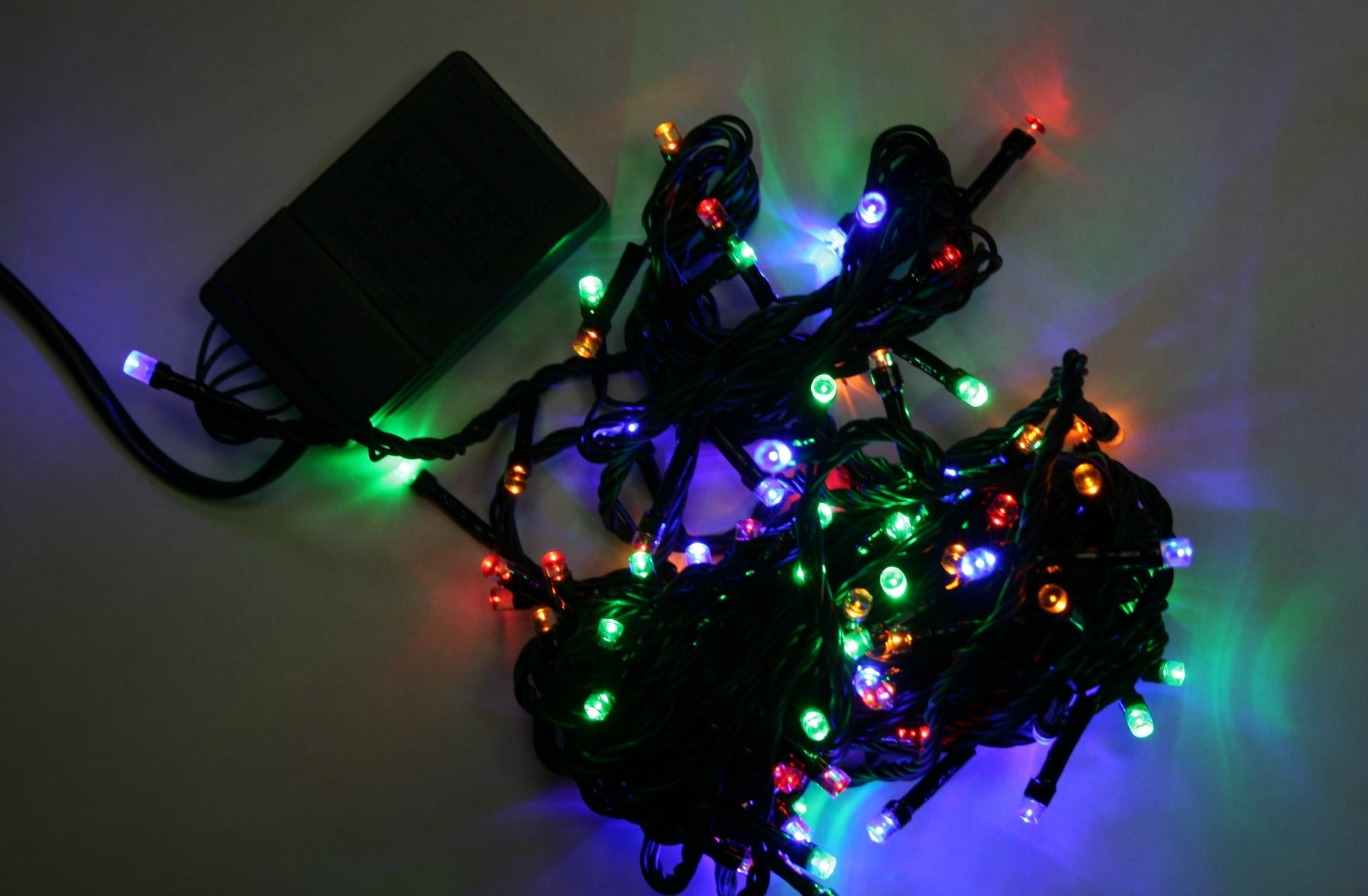 Светодиодная гирлянда LED 400 черный провод Мультик (218-21513567)