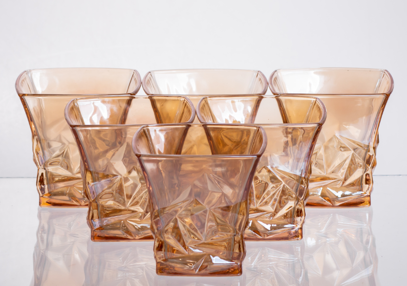 Набор для напитков графин и 6 стаканов для напитков из толстого стекла Коричневый - фото 6 Набор для напитков графин и 6 стаканов для напитков из толстого стекла Коричневый - фото 6