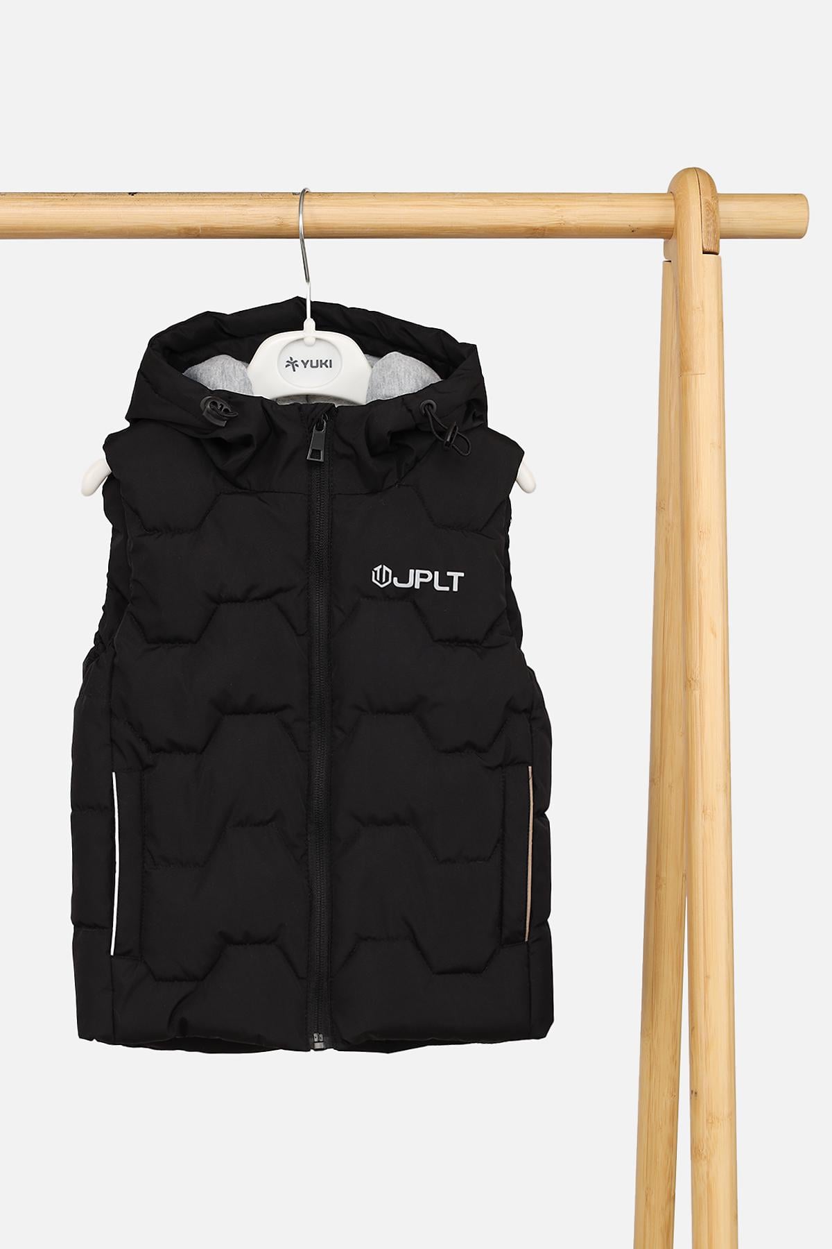 Жилет для мальчика утепленный ЦБ-00268472 98 см Черный (28414818)