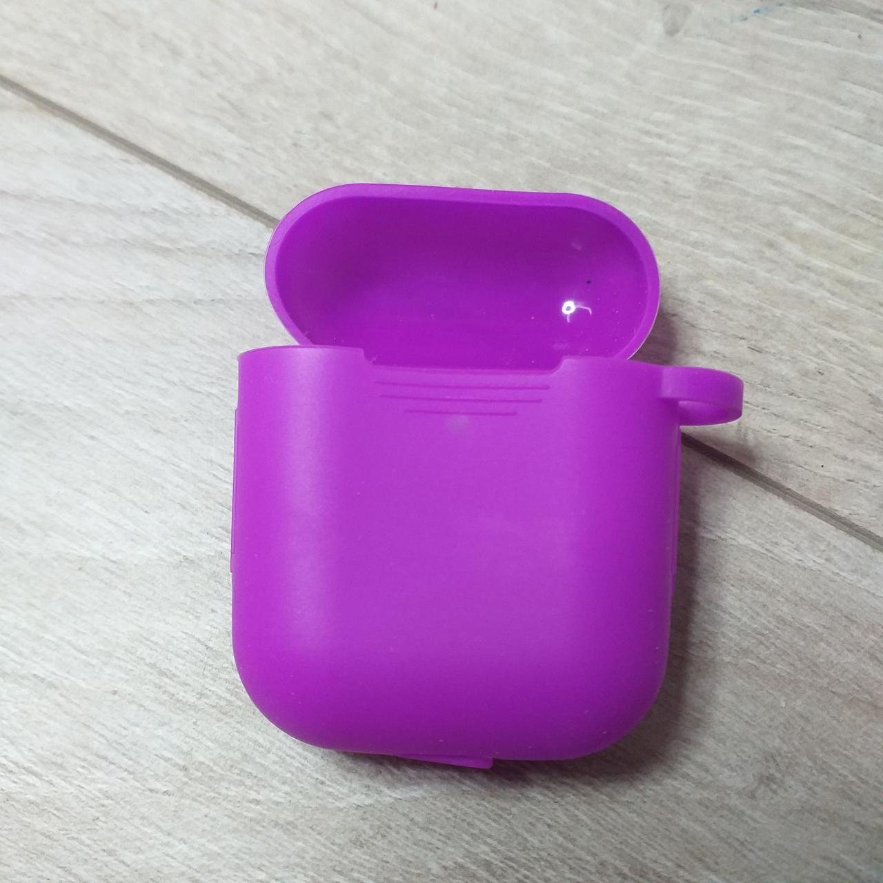 Чехол силиконовый для наушников Apple AirPods Фиолетовый (KG-7822) - фото 2 Чехол силиконовый для наушников Apple AirPods Фиолетовый (KG-7822) - фото 2