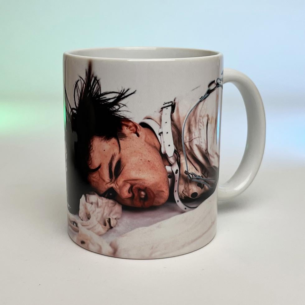 Кружка Yungblud Be Fookin Happy 330 мл (00000001530)