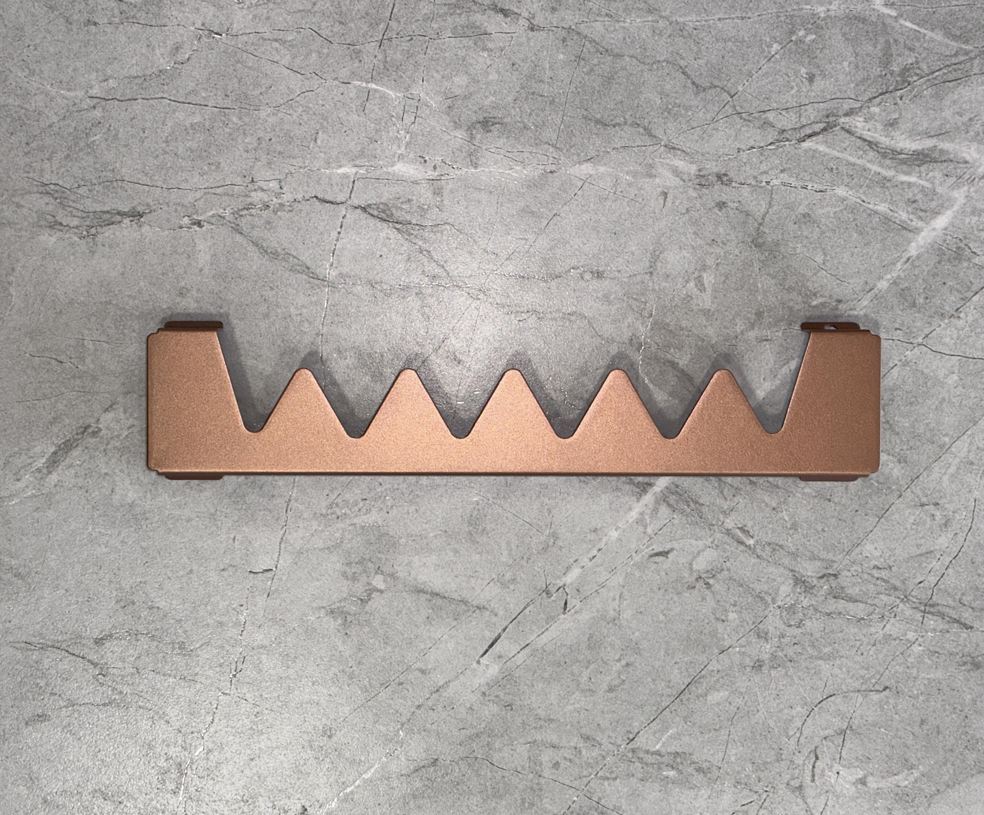 Вешалка Terma Shark 500 мм Bright Cooper (567) - фото 6 Вешалка Terma Shark 500 мм Bright Cooper (567) - фото 6