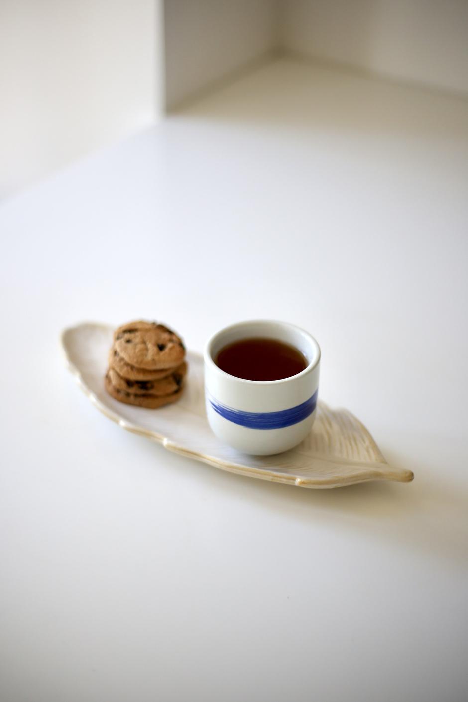 Чашка японская чайная из керамики 200 мл Бело-синий (00000010123) - фото 4 Чашка японская чайная из керамики 200 мл Бело-синий (00000010123) - фото 4