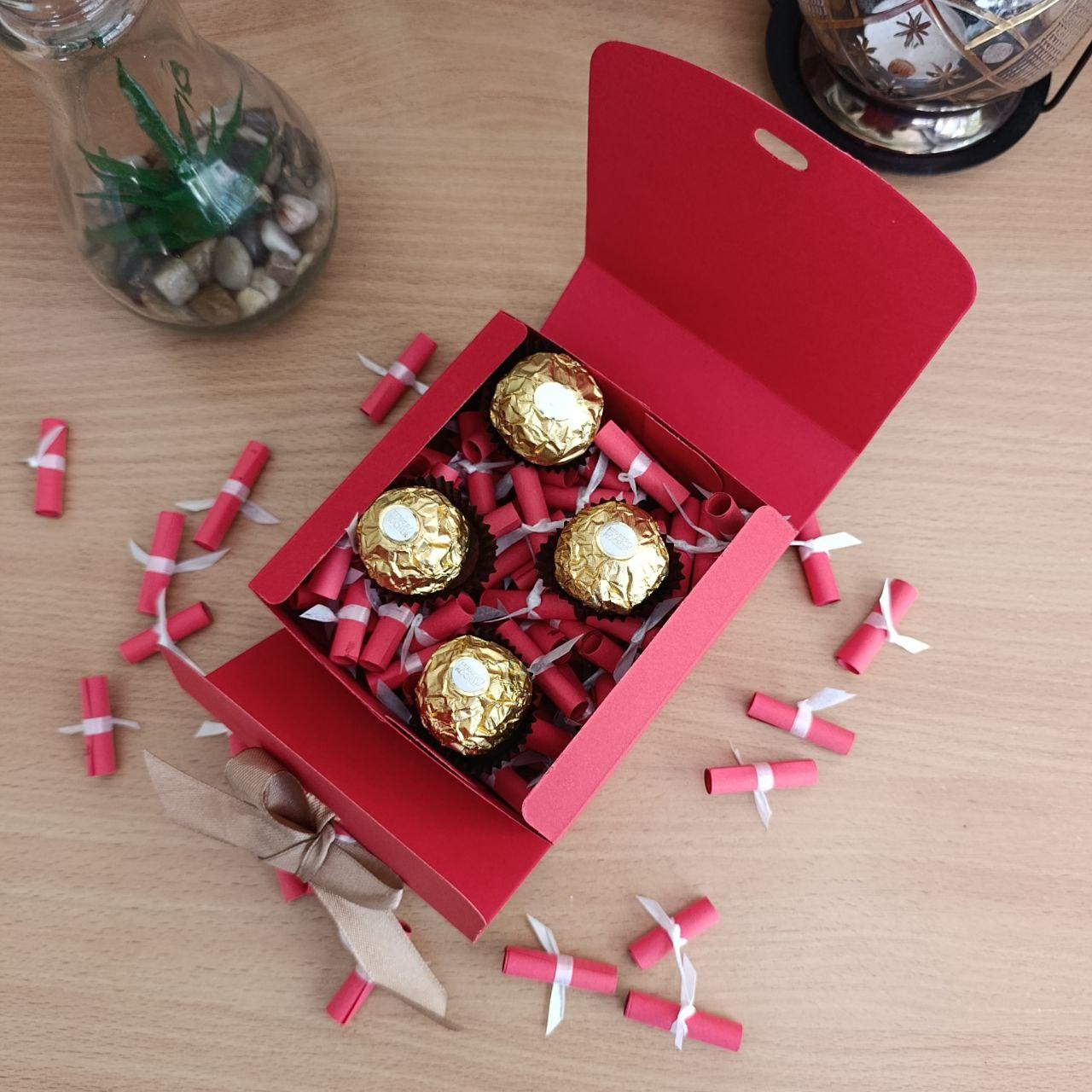 Подарочный бокс для с девушкой конфеты Ferrero и 101 причина почему я тебя люблю (ar305) - фото 2 Подарочный бокс для с девушкой конфеты Ferrero и 101 причина почему я тебя люблю (ar305) - фото 2