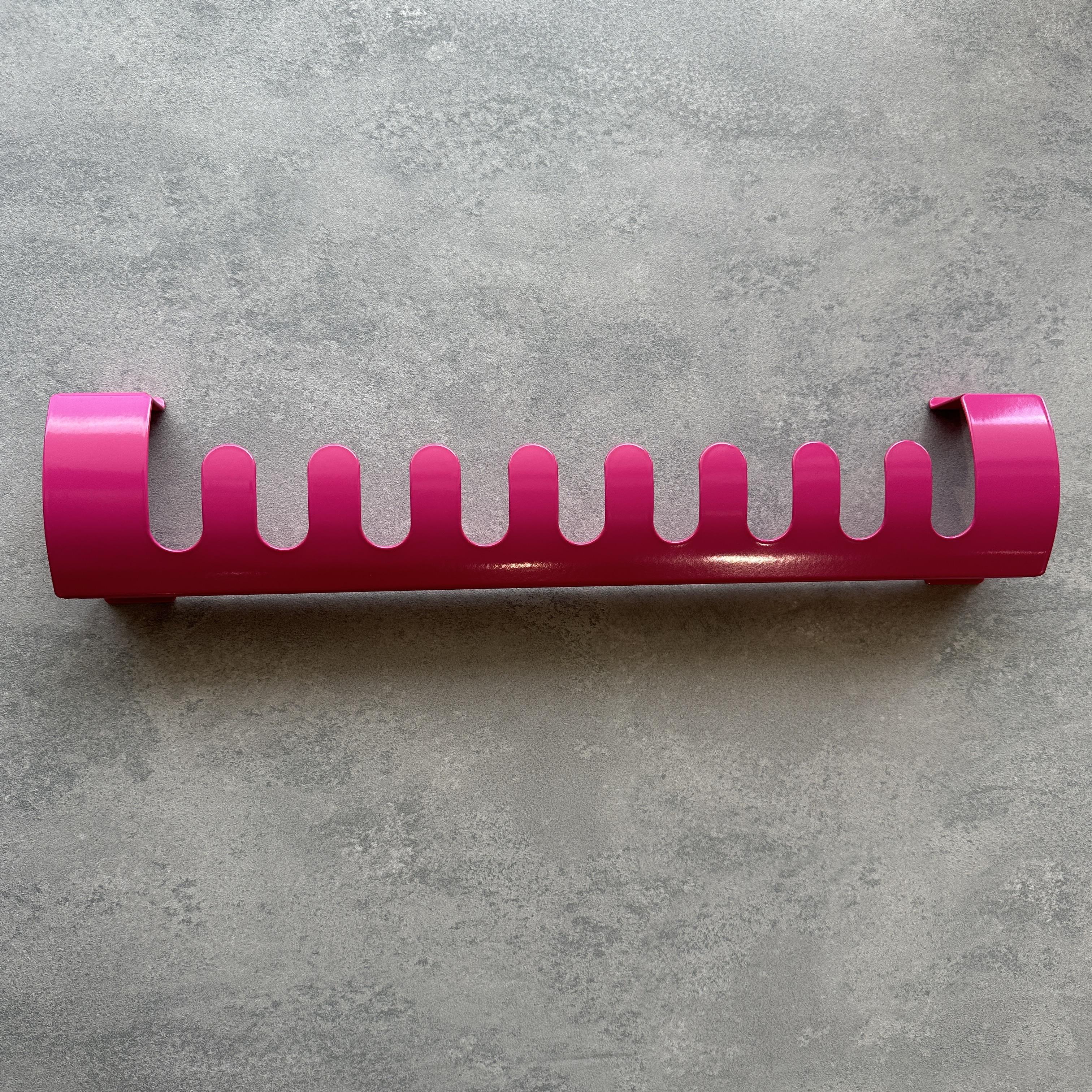 Вешалка Terma Simple 500 мм RAL 4010 (268) - фото 5 Вешалка Terma Simple 500 мм RAL 4010 (268) - фото 5