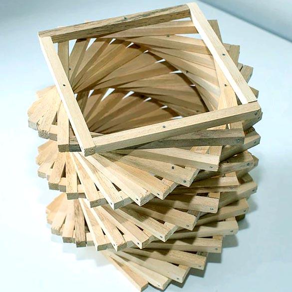 Светильник настольный из дерева Лисвил Бланже (НСС-001701)