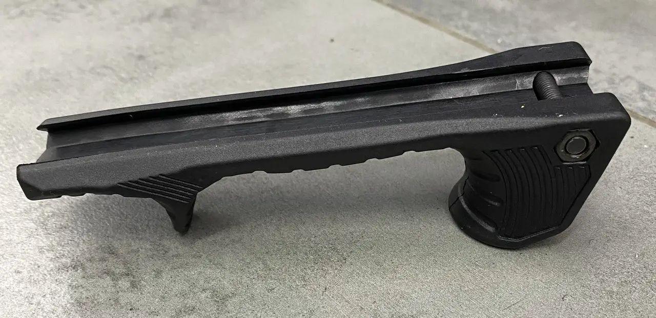 Рукоятка переноса огня DLG Tactical DLG-159 на Picatinny упор на цевье Черный (241856) - фото 2 Рукоятка переноса огня DLG Tactical DLG-159 на Picatinny упор на цевье Черный (241856) - фото 2