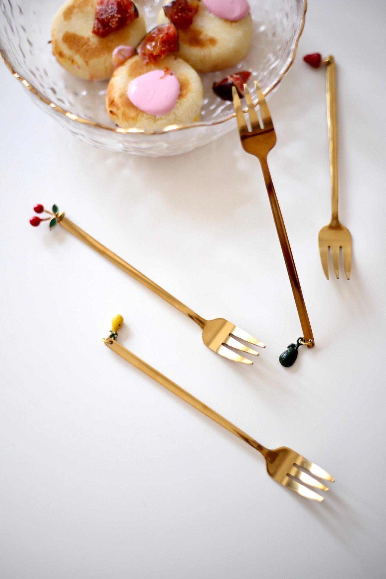 Набор десертных вилок с подвесками 4 пр. Золотистый (00000010191) - фото 4 Набор десертных вилок с подвесками 4 пр. Золотистый (00000010191) - фото 4
