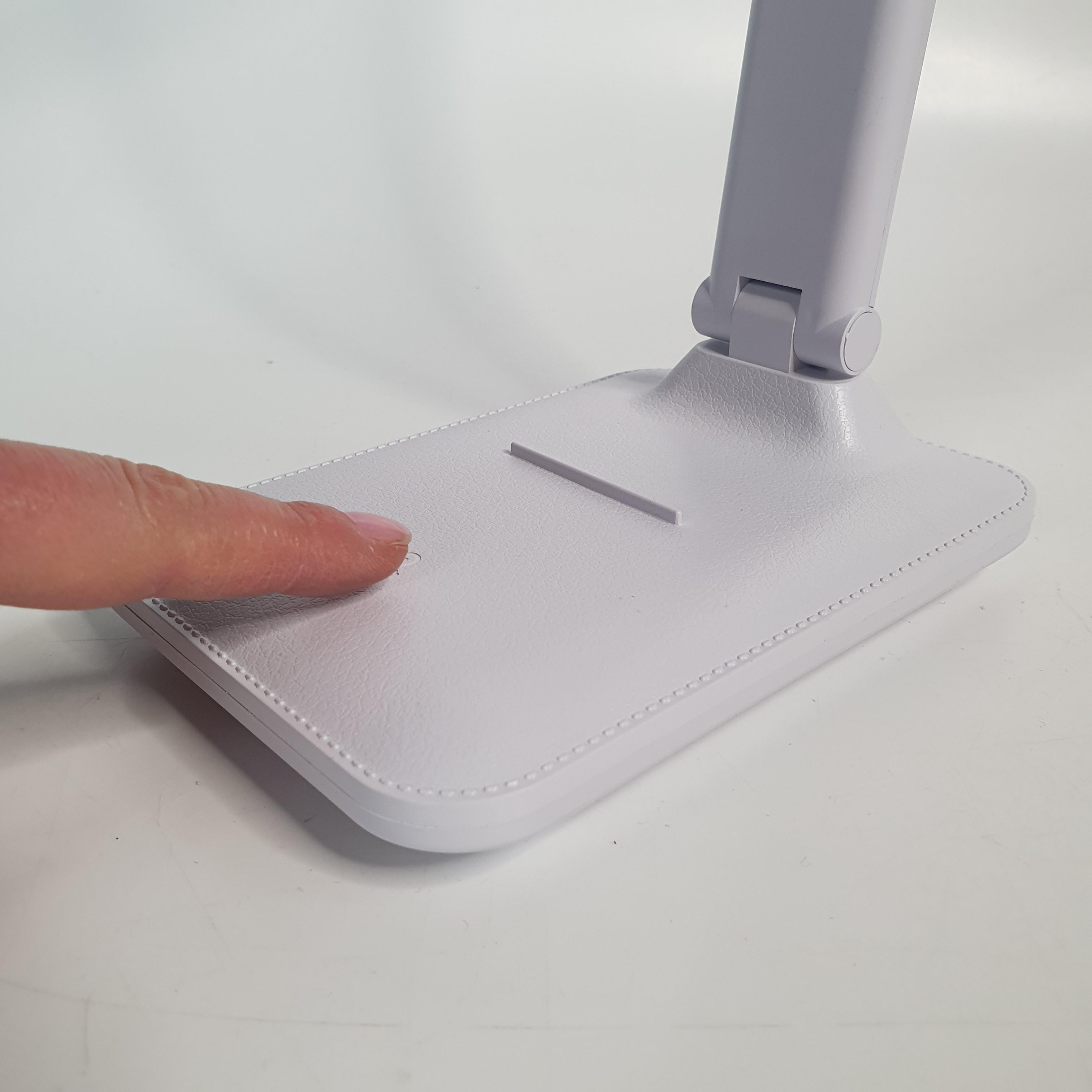 Настільна лампа LED від USB з дисплеєм Білий (LHA-014-White) - фото 8