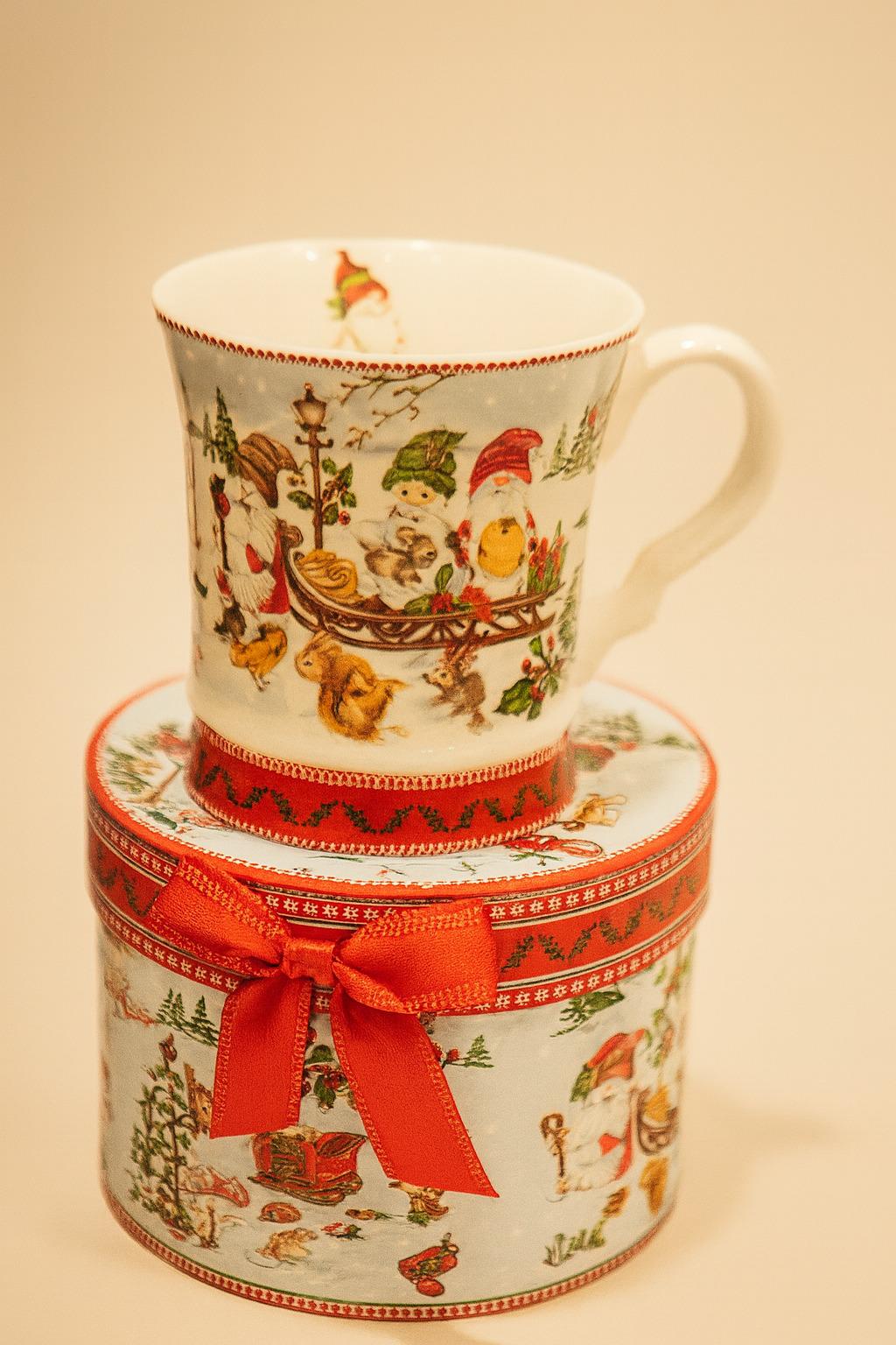 Чашка новогодняя Christmas stories 280 мл (R36231)