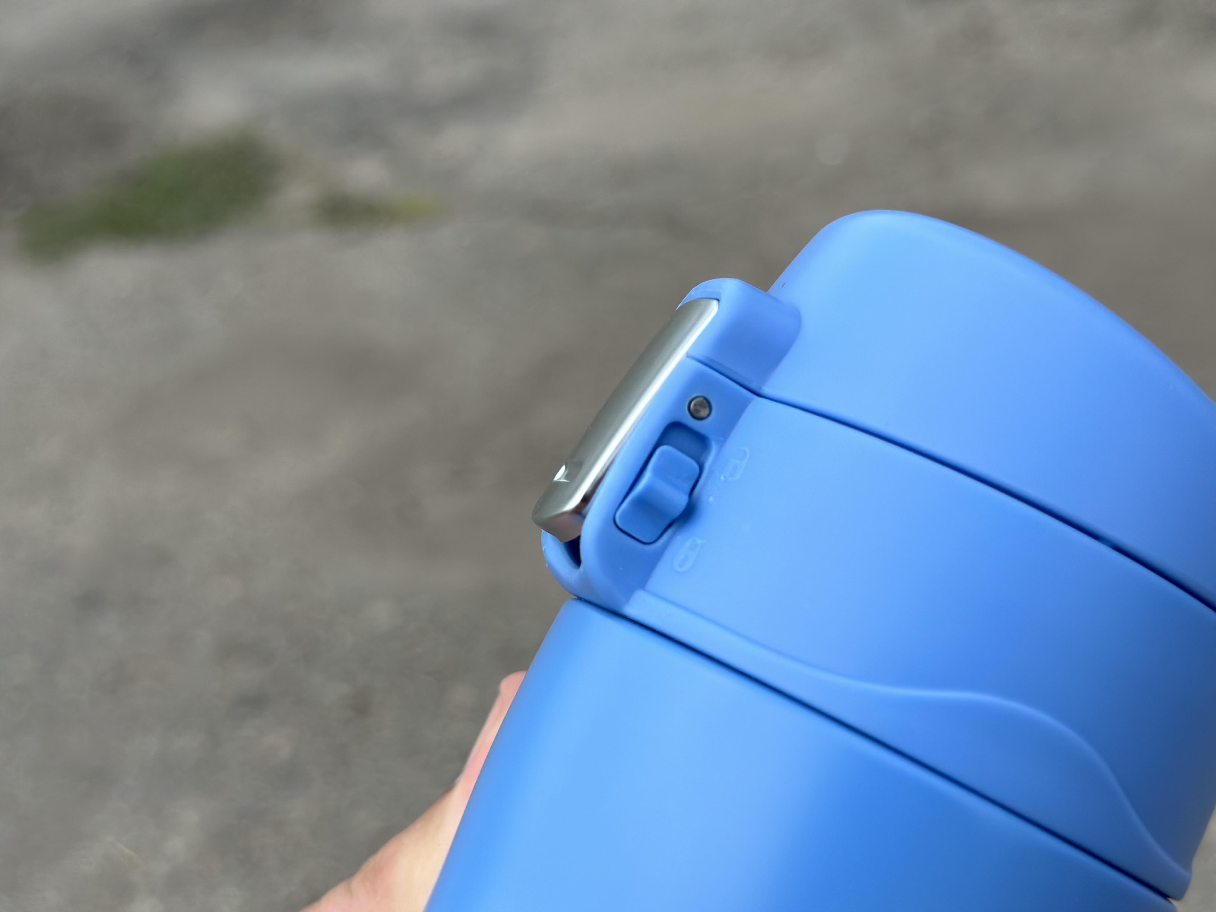 Термокружка Tramp держит 12 ч. 0,45 л (UTRC-107-sky-blue) - фото 5