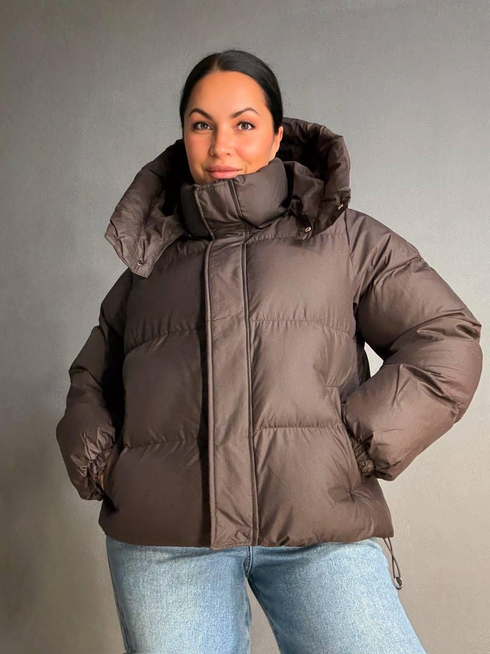 Куртка женская Lady Yep 10005 дутая пуффер с капюшоном р. 42 Коричневый - фото 3 Куртка женская Lady Yep 10005 дутая пуффер с капюшоном р. 42 Коричневый - фото 3