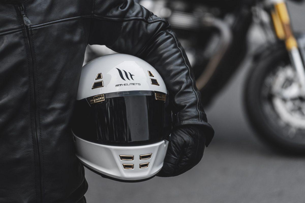 Мотошлем MT HELMETS Jarama Solid S Gloss White (25136) - фото 30