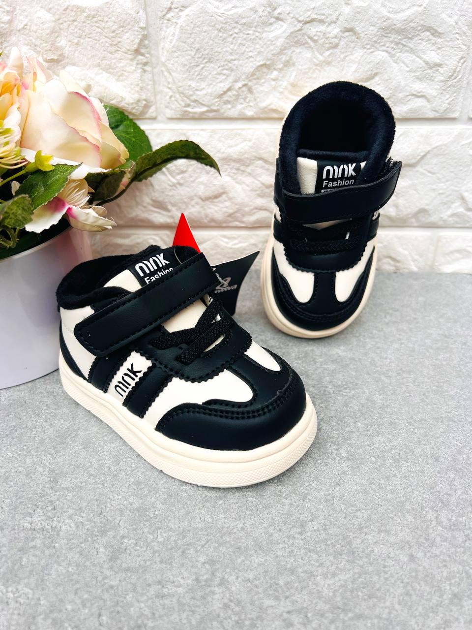 Кроссовки для мальчика Apawwa 1844 р. 19 13 см Черный Кроссовки для мальчика Apawwa 1844 р. 19 13 см Черный