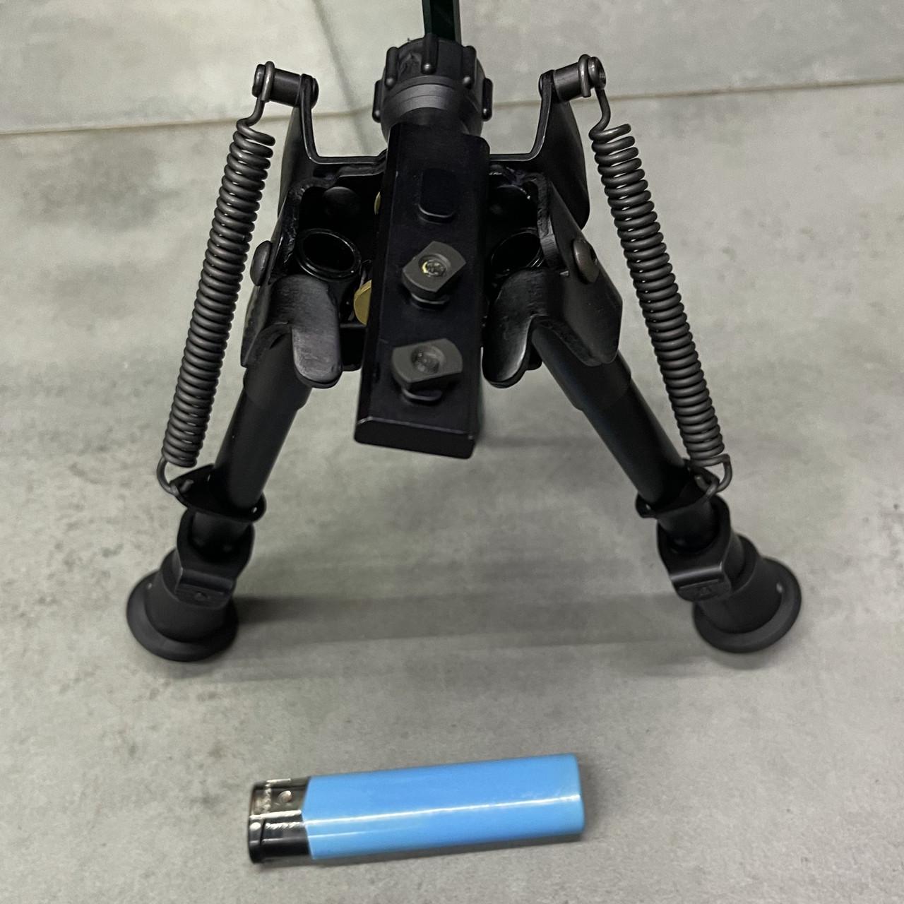 Сошки Harris Bipod S-BRM-MLOK, 152-229 мм шарнирная база подпружиненные ножки с резиновыми наконечниками (242667) - фото 2 Сошки Harris Bipod S-BRM-MLOK, 152-229 мм шарнирная база подпружиненные ножки с резиновыми наконечниками (242667) - фото 2