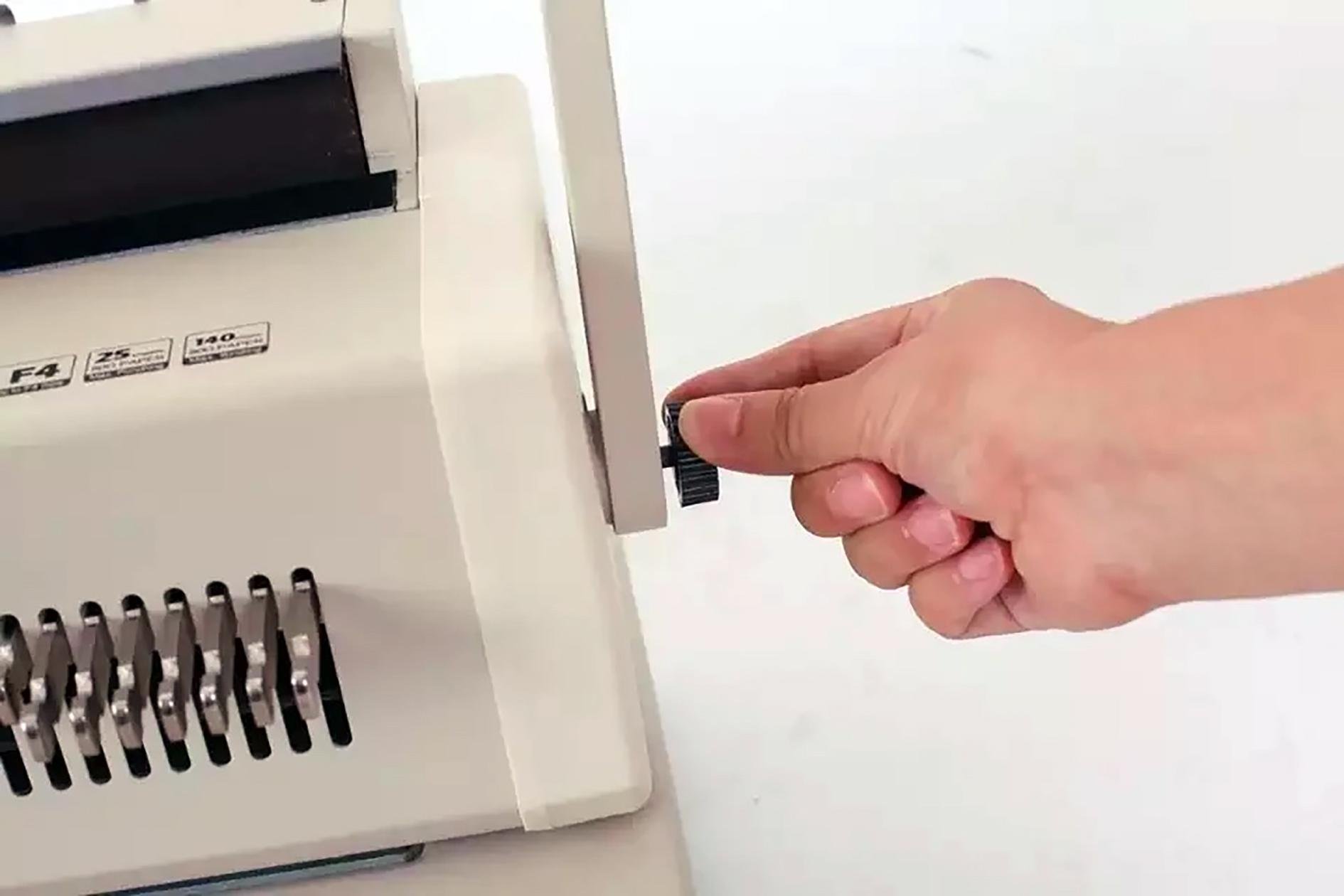 Перфобиндер на металлическую пружину W25A шагом 3:1 - фото 6 Перфобиндер на металлическую пружину W25A шагом 3:1 - фото 6