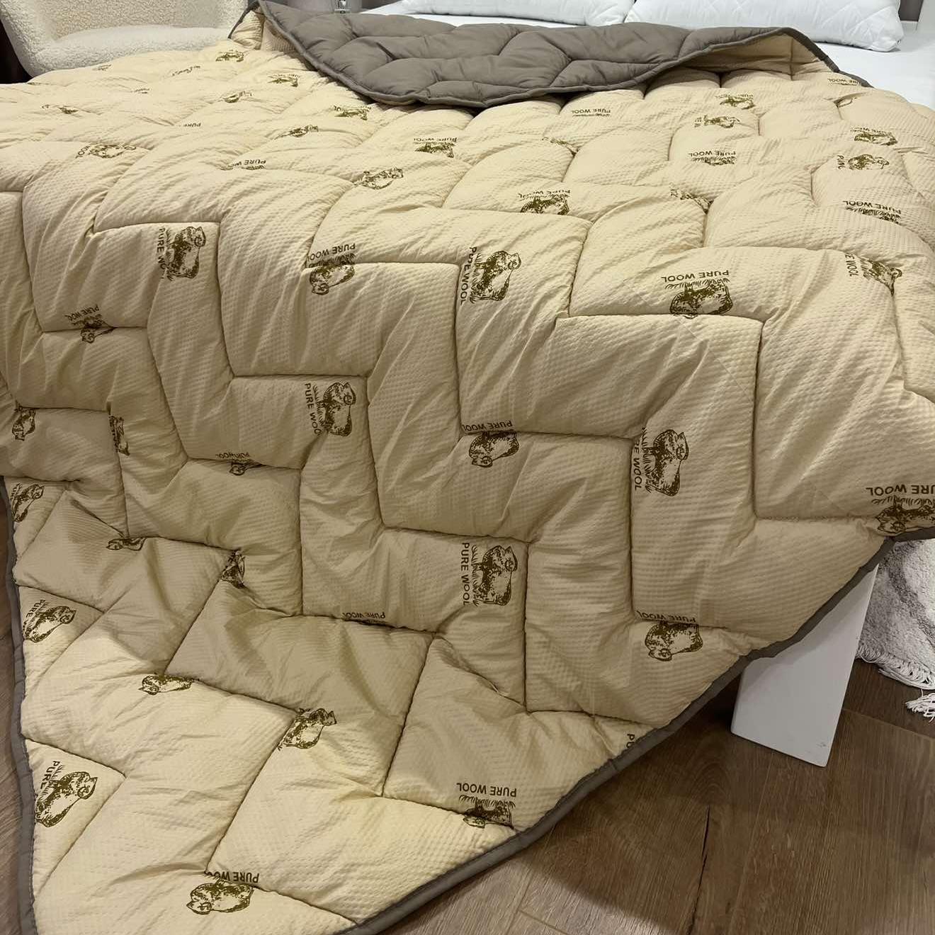 Одеяло всесезонное Pure Wool с искусственной шерстью двухстороннее 150x210 см Кофейный (29317523) - фото 3 Одеяло всесезонное Pure Wool с искусственной шерстью двухстороннее 150x210 см Кофейный (29317523) - фото 3