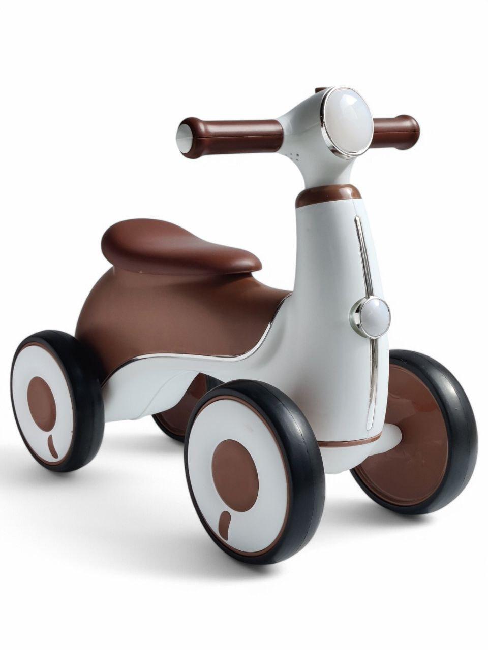 Біговел Vintage Scooter XS008 на 4 колесах до 40 кг зі світловими та звуковими ефектами Коричневий (XS008r-s1)