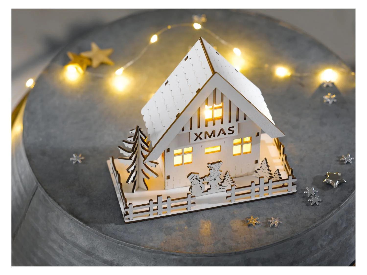 Новорічний будинок LED Livarno Home з таймером 18х16х9 см (P1-00328) - фото 3 Новорічний будинок LED Livarno Home з таймером 18х16х9 см (P1-00328) - фото 3