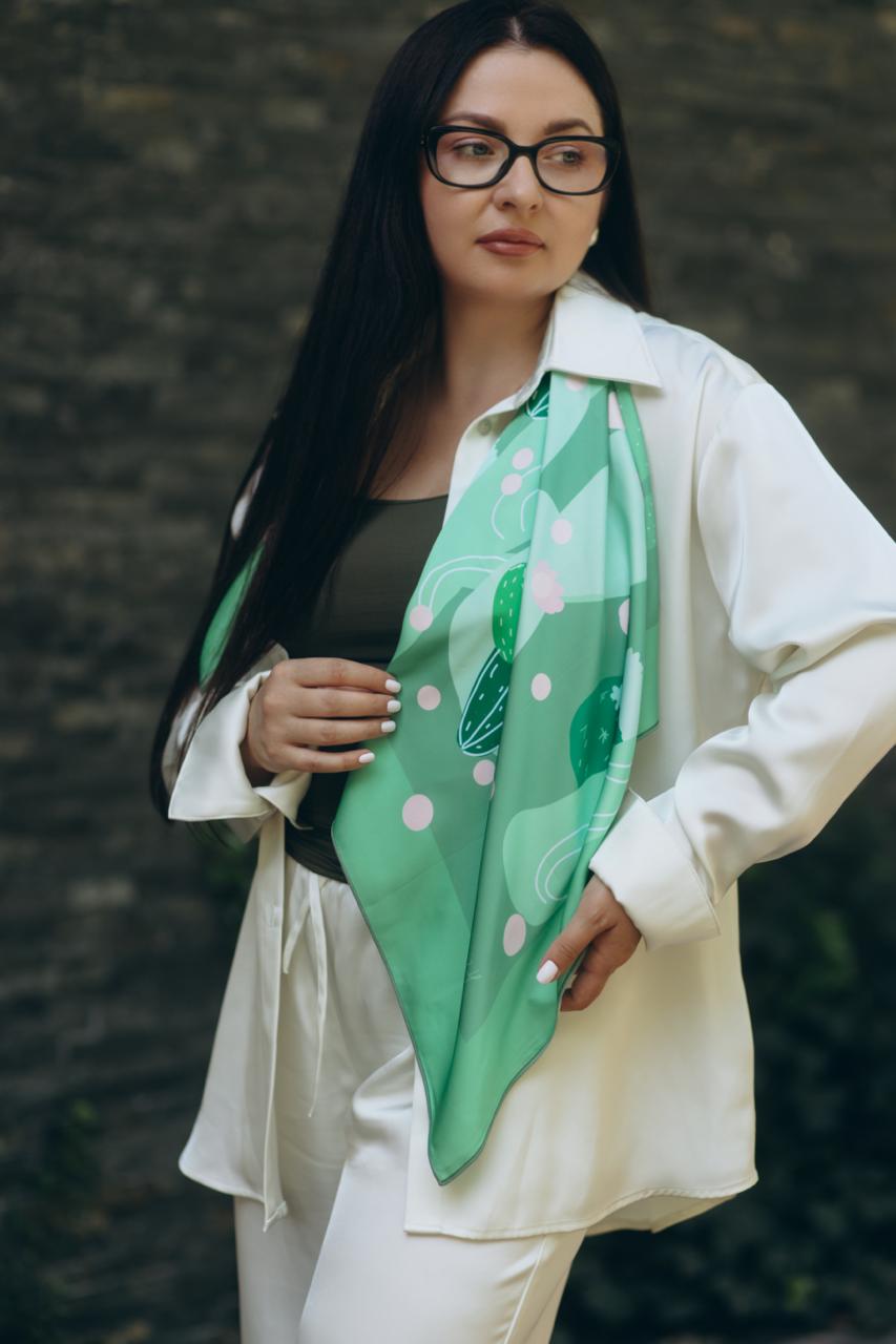 Платок Кактус шелковый односторонняя печать 55х55 см Зеленый (27581321) - фото 6 Платок Кактус шелковый односторонняя печать 55х55 см Зеленый (27581321) - фото 6