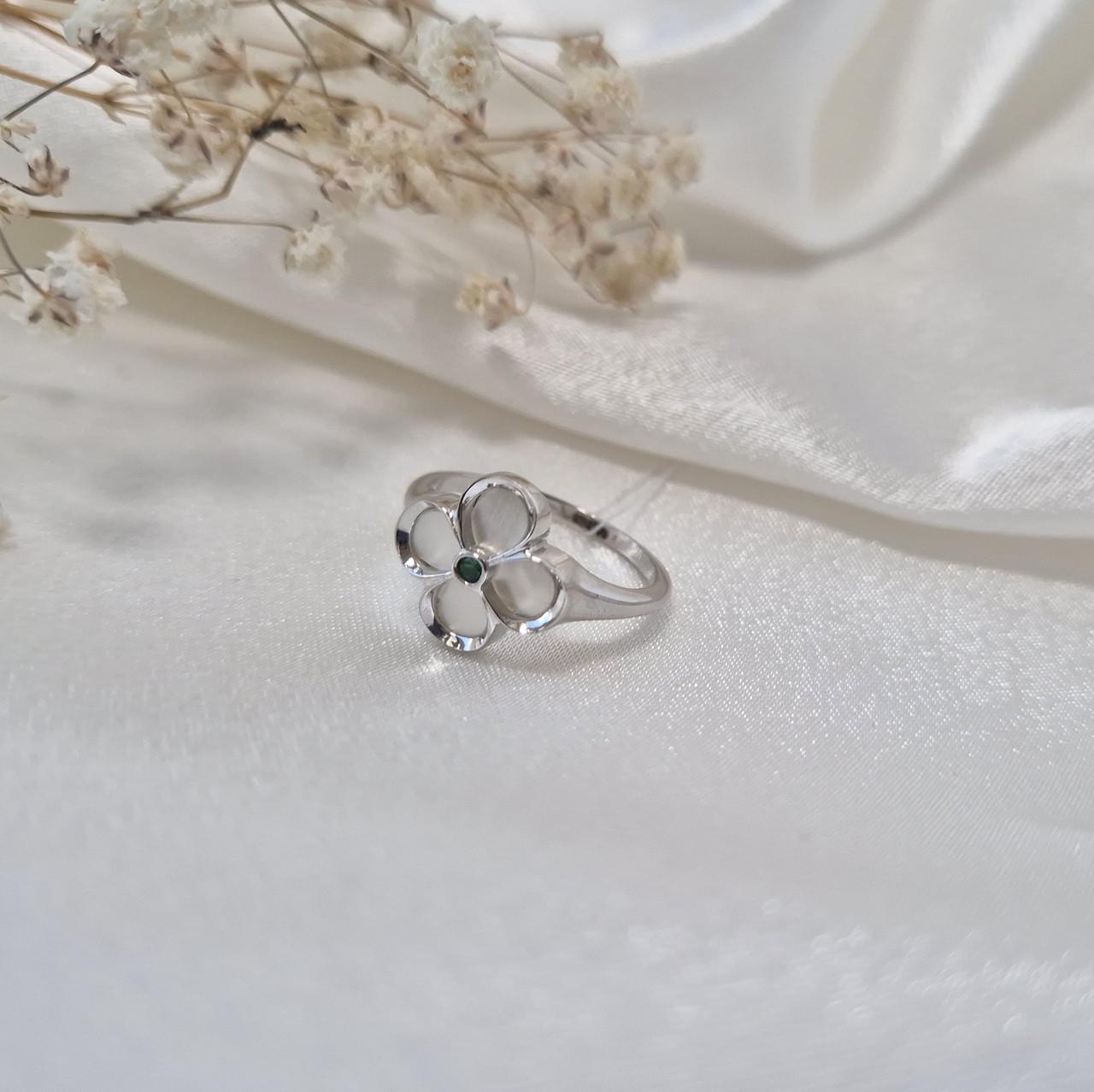 Кольцо цветок с перламутром серебро 925 пробы родированное 2,57 г р. 18 (6675р)