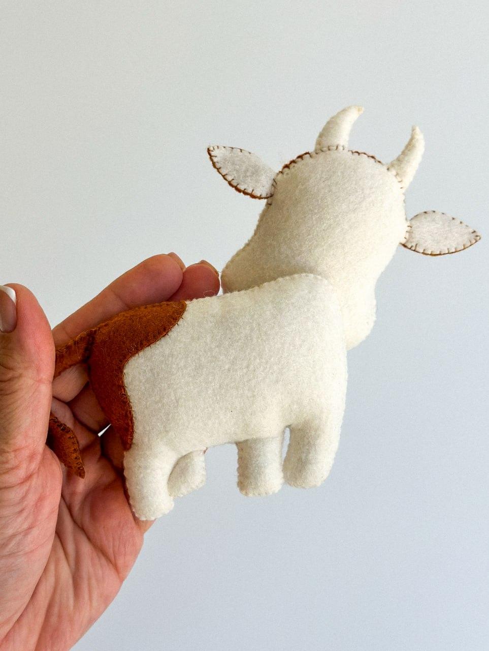 Мягкая игрушка фетровая корова ручная работа (29472343) - фото 2 Мягкая игрушка фетровая корова ручная работа (29472343) - фото 2