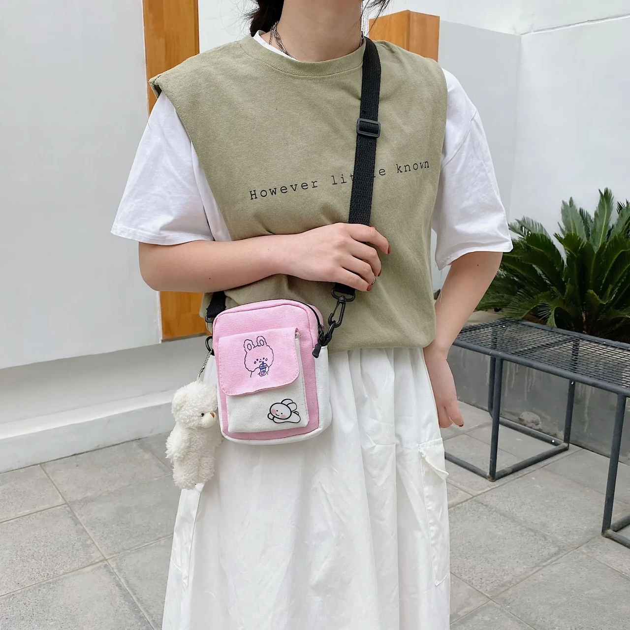 Сумка-барсетка для девочки со значком и игрушкой Розовый (А284) - фото 2