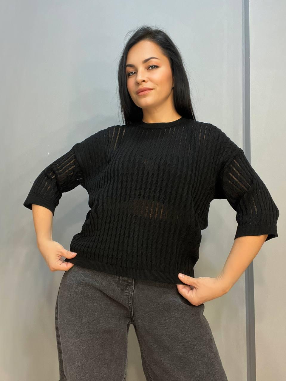 Джемпер жіночий KARON 10646 напівпрозорий реглан ажурна вʼязка косичка короткий рукав OS Чорний (1249) - фото 3 Джемпер жіночий KARON 10646 напівпрозорий реглан ажурна вʼязка косичка короткий рукав OS Чорний (1249) - фото 3