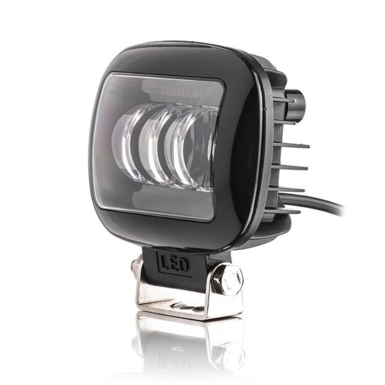 Фара світлодіодна BELAUTO BOL0310Q 30 W 10-30 V 120х100х60 мм