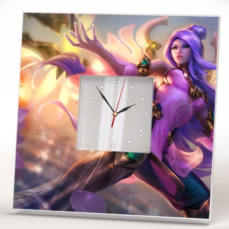 Часы Девушка киберпанк 260x260 мм (C03621)