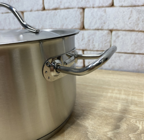 Каструля-сотейник OMS 2070-L з нержавіючої сталі з кришкою для газу та індукції 1,7 л - фото 3 Каструля-сотейник OMS 2070-L з нержавіючої сталі з кришкою для газу та індукції 1,7 л - фото 3