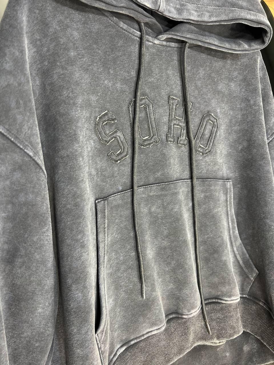 Худи женское JOY ONE 25513 вареное тай-дай вышивка впереди с капюшоном средняя длина OS Серый (3315) - фото 2 Худи женское JOY ONE 25513 вареное тай-дай вышивка впереди с капюшоном средняя длина OS Серый (3315) - фото 2