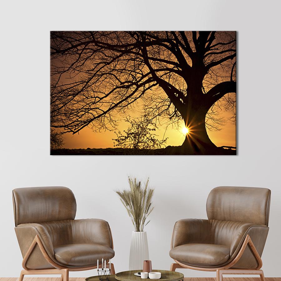 Картина на холсте Дерево на закате 122x81 см (547-1)