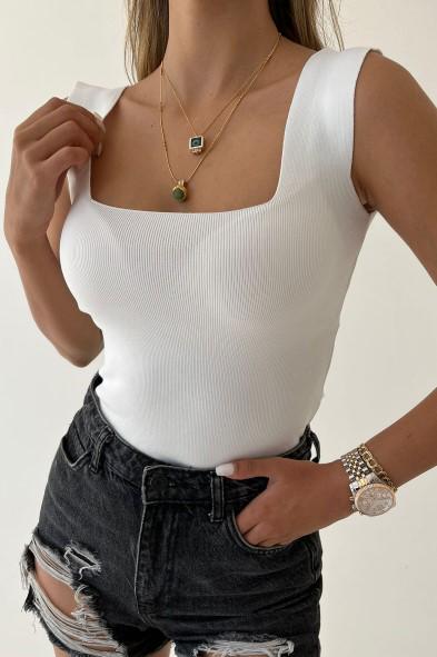 Футболка трикотажная с квадратным вырезом Qu Style One size Белый