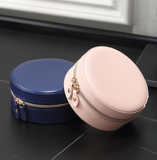 Шкатулка для украшений круглая с зеркальцем на молнии 11х5 см Пудровый (ШДД-19-3) - фото 6 Шкатулка для украшений круглая с зеркальцем на молнии 11х5 см Пудровый (ШДД-19-3) - фото 6