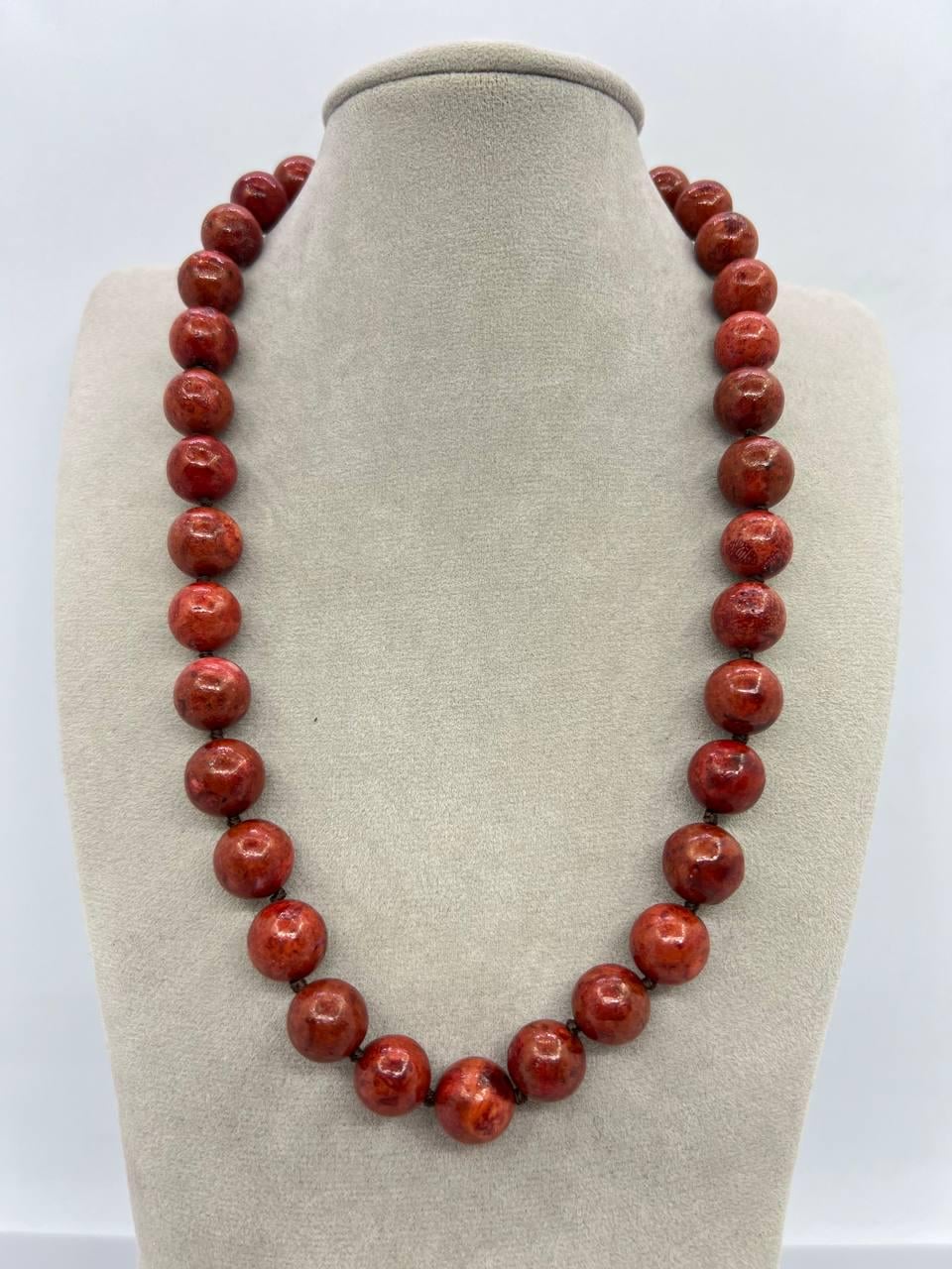 Бусы коралл 12 мм 46 см Красный (11556)