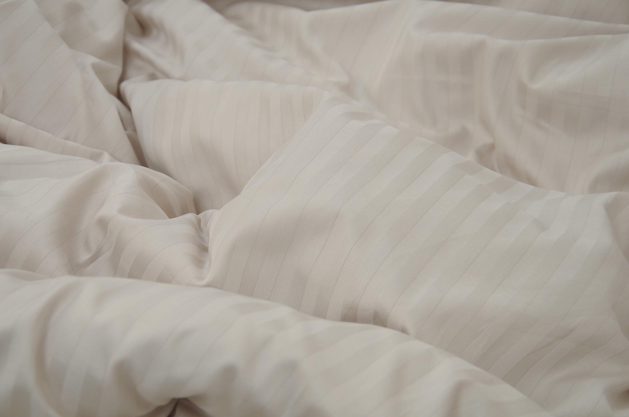 Комплект постельного белья двуспальный Amore 0000L страйп-сатин Кремовый (KPB-A2-ST240Lux-0000L-Cream50x70_) - фото 6 Комплект постельного белья двуспальный Amore 0000L страйп-сатин Кремовый (KPB-A2-ST240Lux-0000L-Cream50x70_) - фото 6