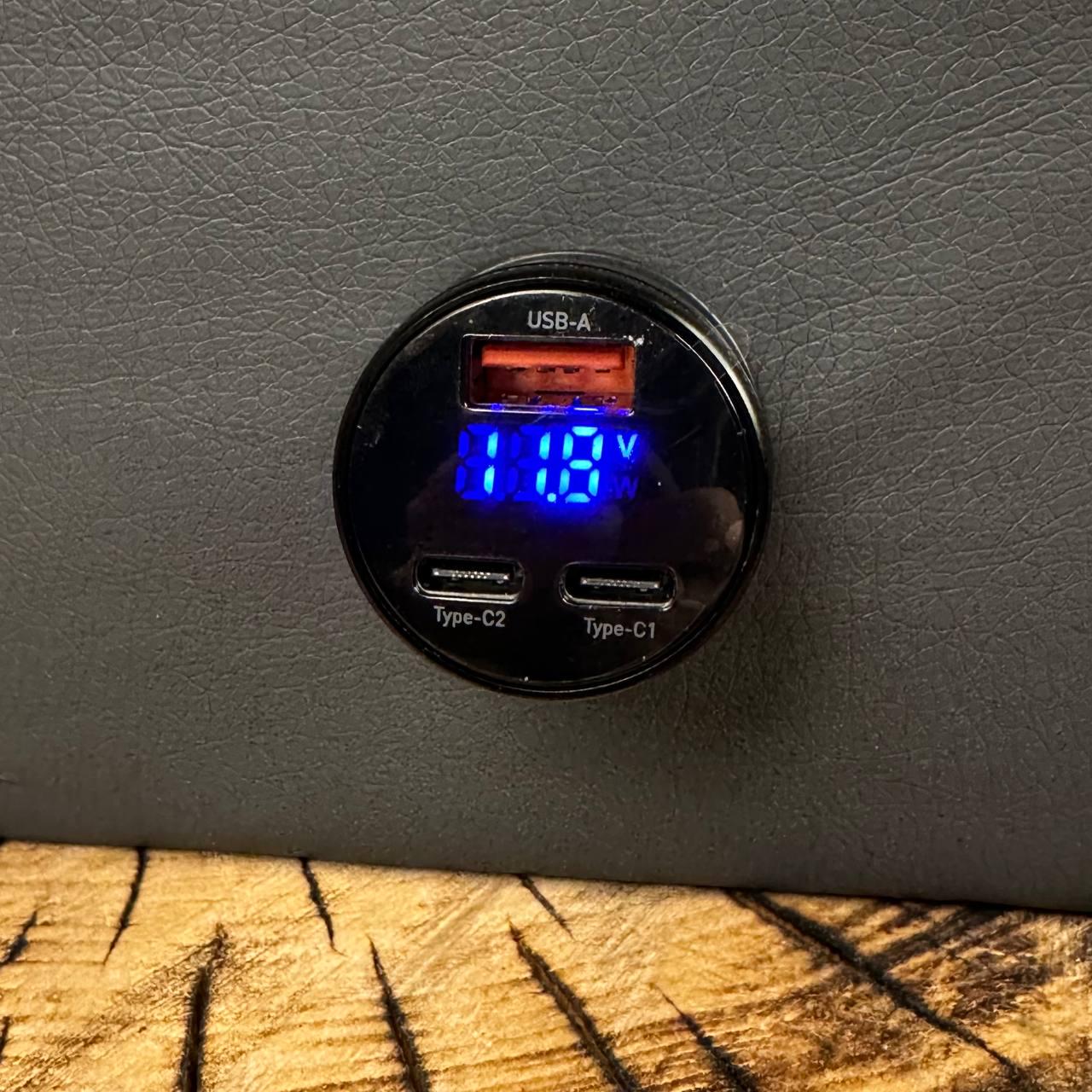 Зарядка в прикуриватель ESSAGER QC30 USB A 2 Type-C 105 Вт быстрая зарядка - фото 9 Зарядка в прикуриватель ESSAGER QC30 USB A 2 Type-C 105 Вт быстрая зарядка - фото 9