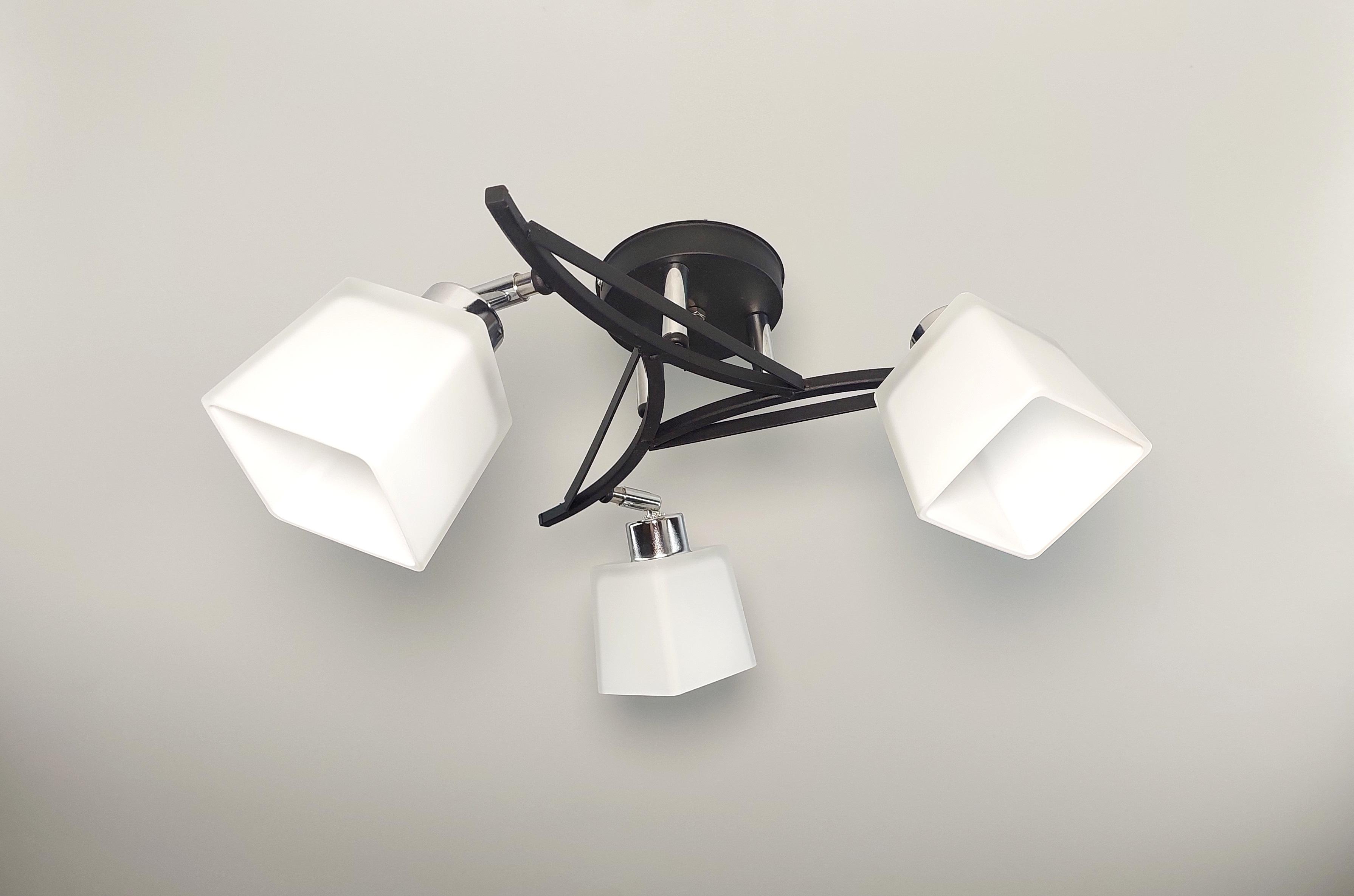 Потолочная люстра на 3 поворотных плафона Черный (5371/3) Потолочная люстра на 3 поворотных плафона Черный (5371/3)