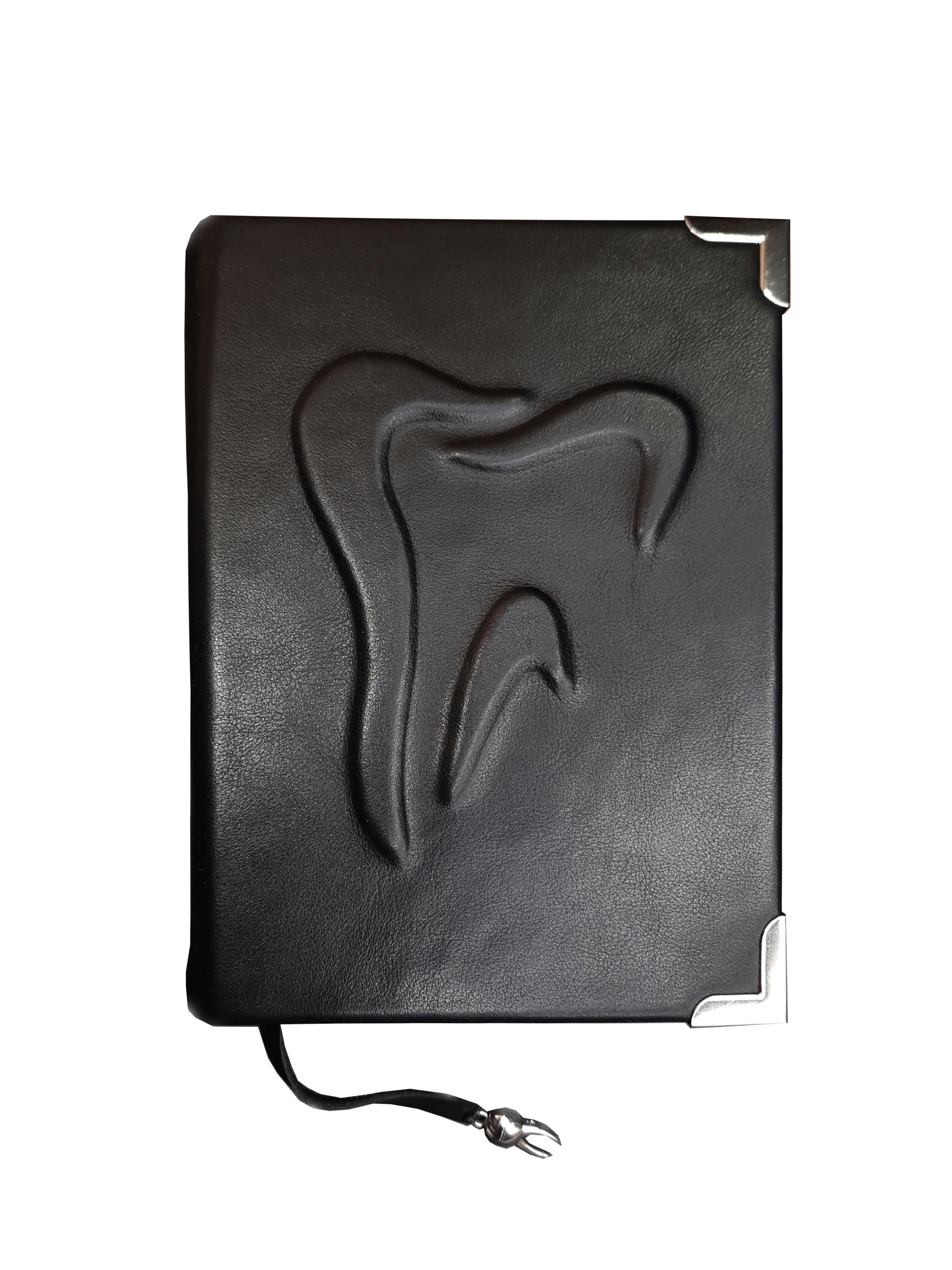 Дневник недатированный ручной работы by Alina Migal для стоматолога А6 11х15 см 260 страниц Черный