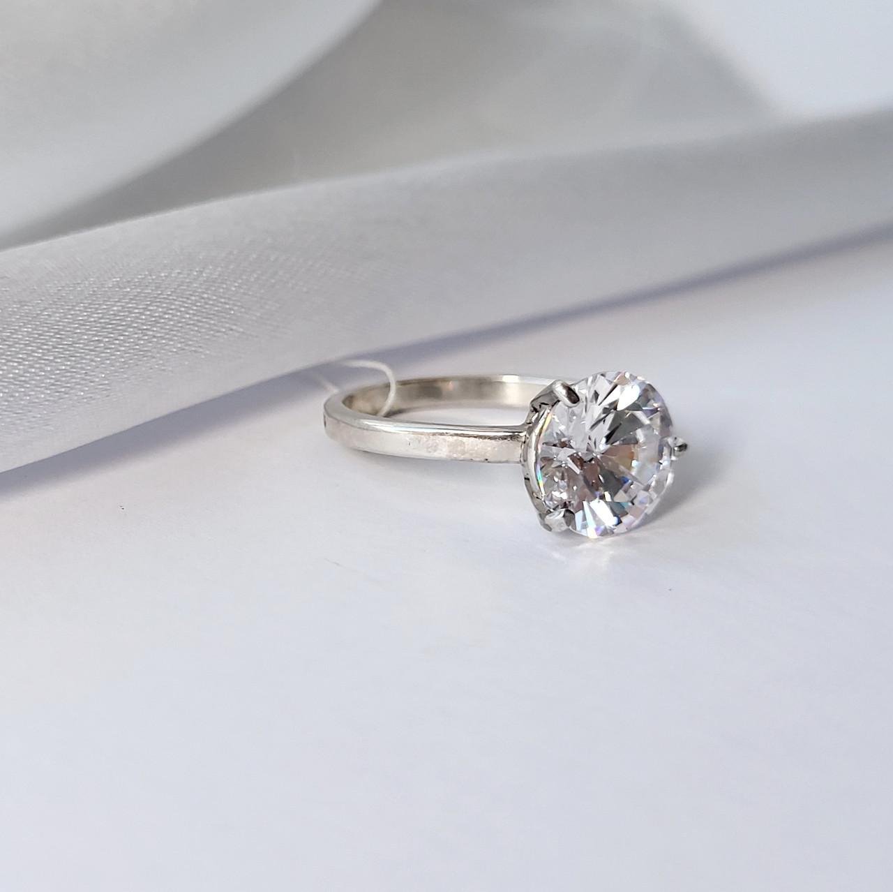 Каблучка з великим білим камнем срібло 925 проби 1455 р. 20,5 (2.00г) - фото 5 Каблучка з великим білим камнем срібло 925 проби 1455 р. 20,5 (2.00г) - фото 5