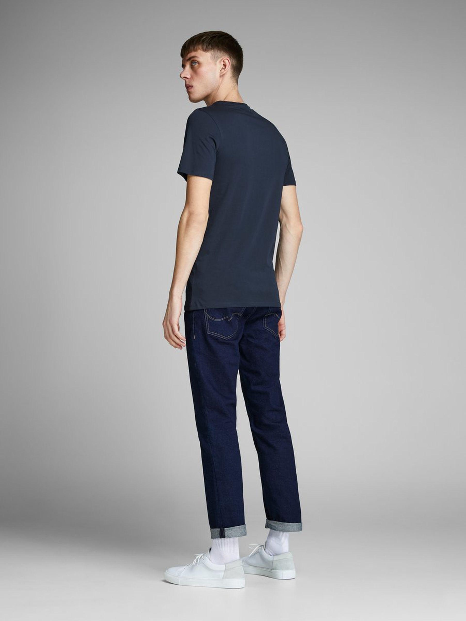 Футболка чоловіча Jack & Jones 12151955 M Синій - фото 2 Футболка чоловіча Jack & Jones 12151955 M Синій - фото 2