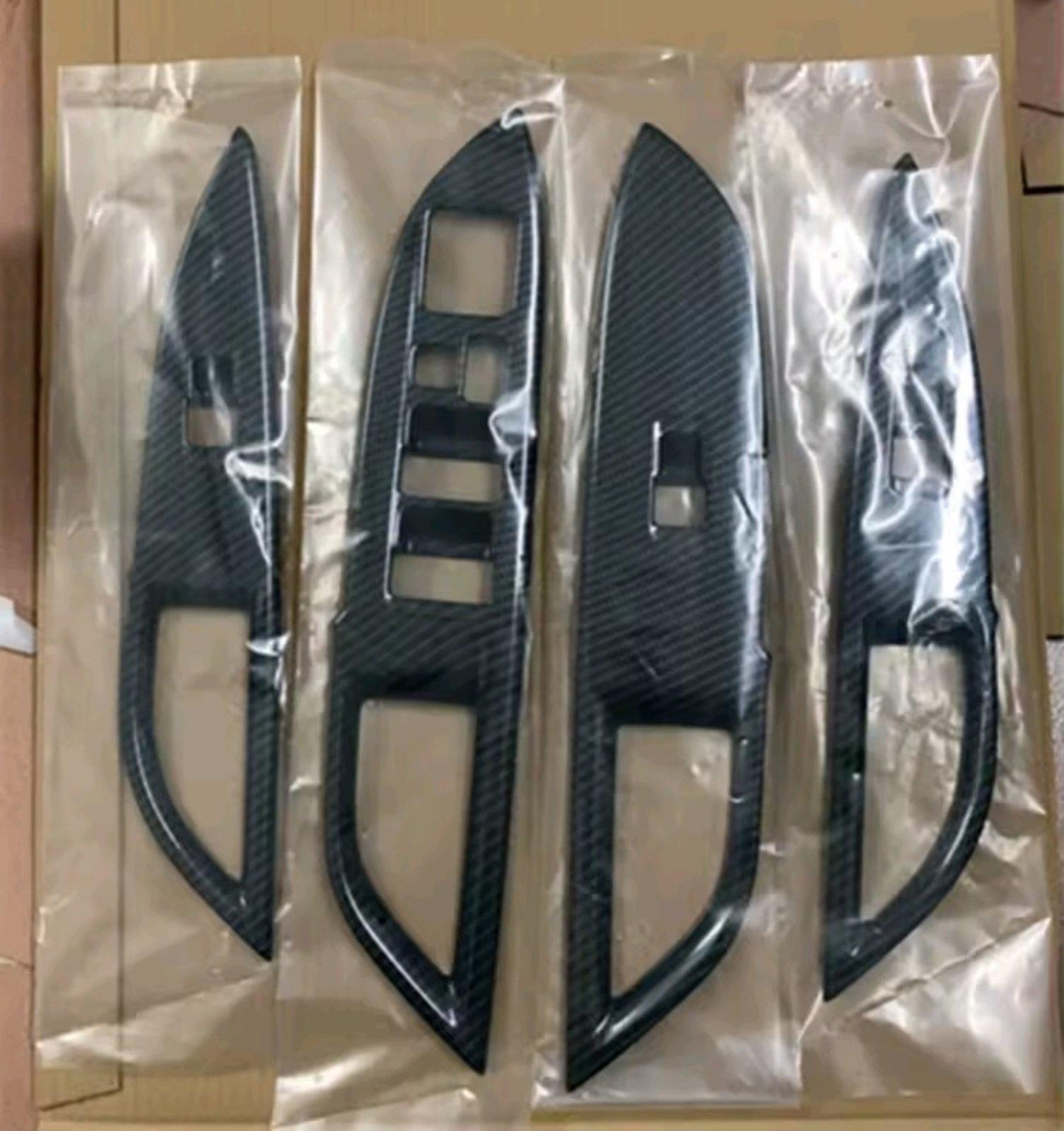 Накладки на підлокотники/карти дверей Mitsubishi Outlander 3 карбон 4 шт. (28106168) - фото 9 Накладки на підлокотники/карти дверей Mitsubishi Outlander 3 карбон 4 шт. (28106168) - фото 9