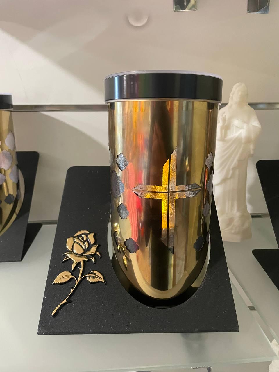 Лампадка с функцией вазы на солнечной батарее с подставкой металлическая (1221) - фото 8 Лампадка с функцией вазы на солнечной батарее с подставкой металлическая (1221) - фото 8