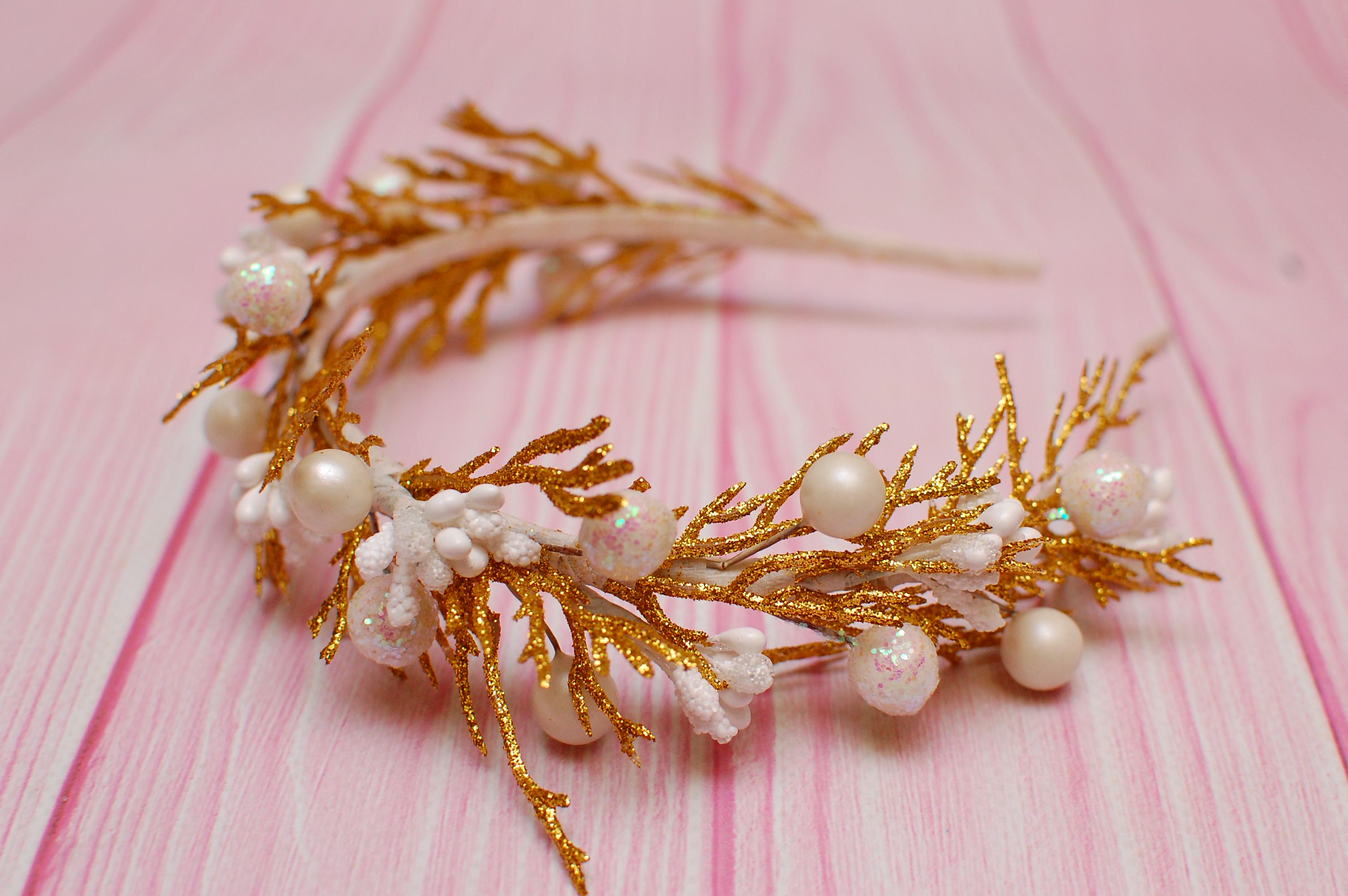 Обруч для волос новогодний бело-золотая метель (663)